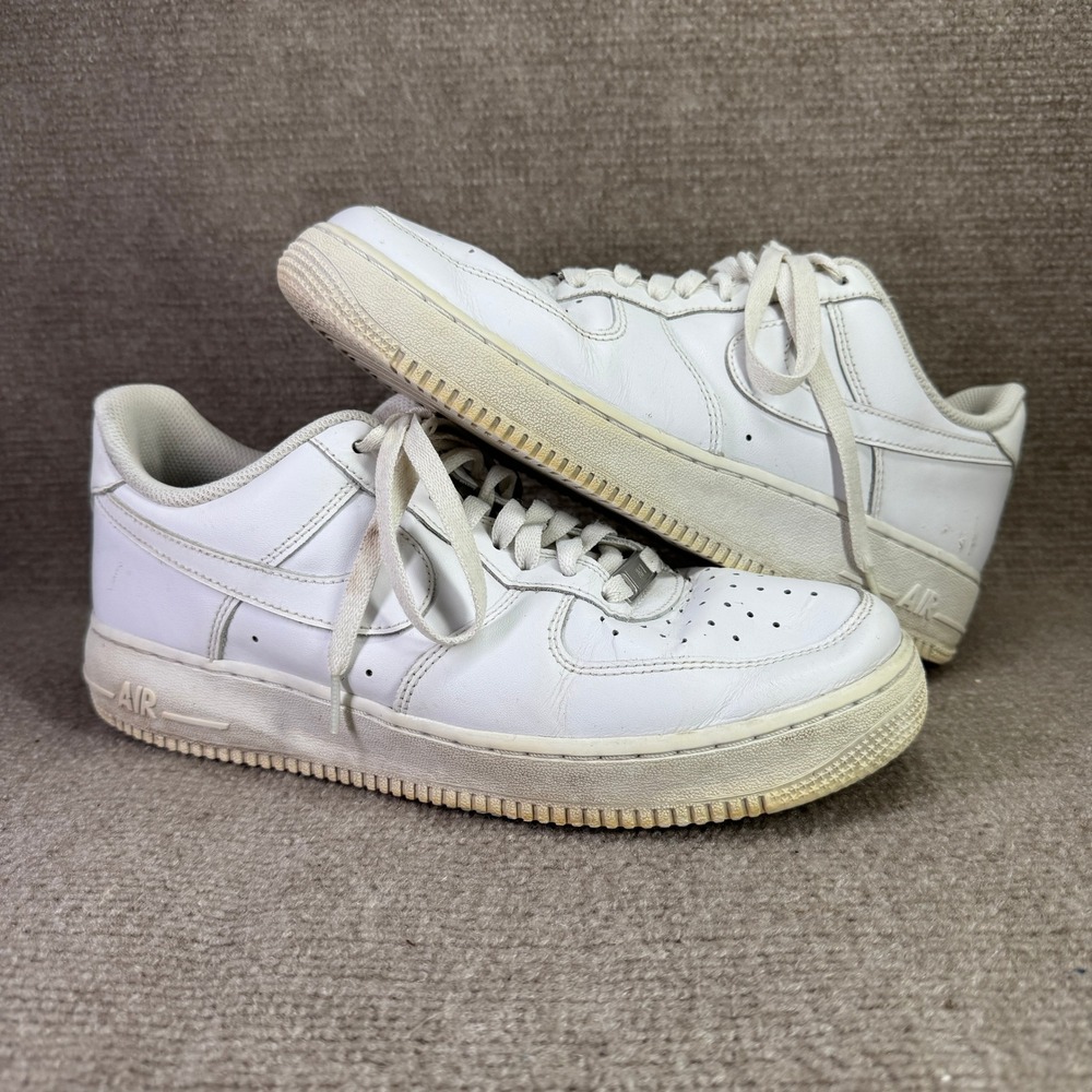 Nike Air Force 1 Low Mens 9 White Leather Classic Basketball Sneakers 315122-111